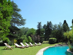 galeria-de-fotos-jardin-y-pileta-san-huberto-nono-cordoba (2)     