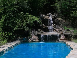 galeria-de-fotos-jardin-y-pileta-san-huberto-nono-cordoba (5)     